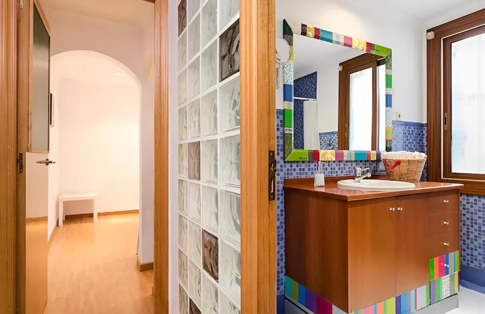 Acogedor Piso En Barcelona Apartment Bagian luar foto