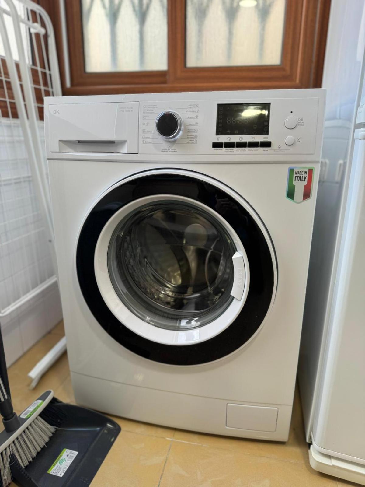 Acogedor Piso En Barcelona Apartment Bagian luar foto
