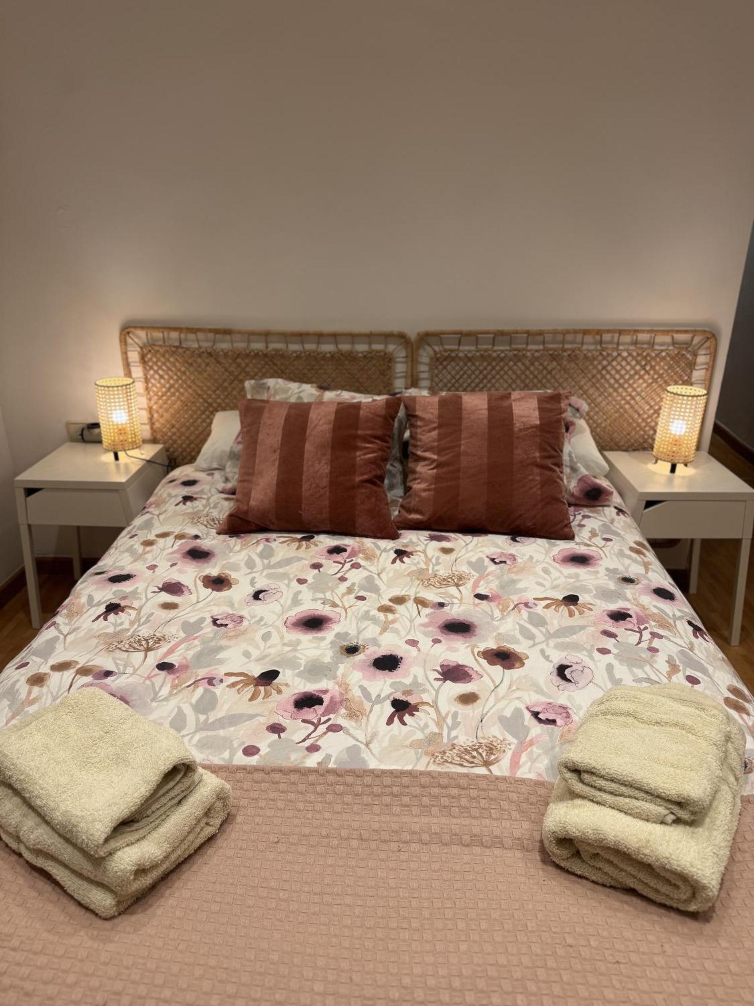 Acogedor Piso En Barcelona Apartment Bagian luar foto